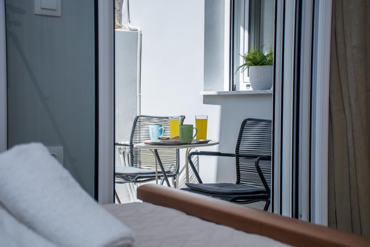 J&T Apartment - 150M From The Beach ザキントス エクステリア 写真
